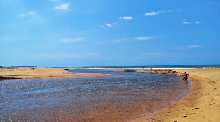 Barra-de-Itacimirim-Bahia